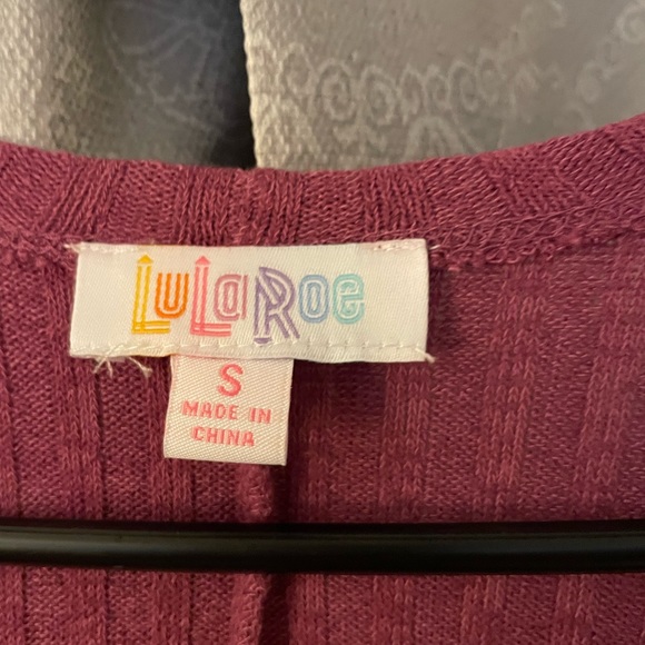 LuLaRoe Sarah cardigan Duster Pockets S Fuschia Ribbed - Picture 5 of 5